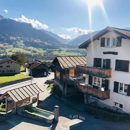 Casa Via Vitg Sut * Schluein